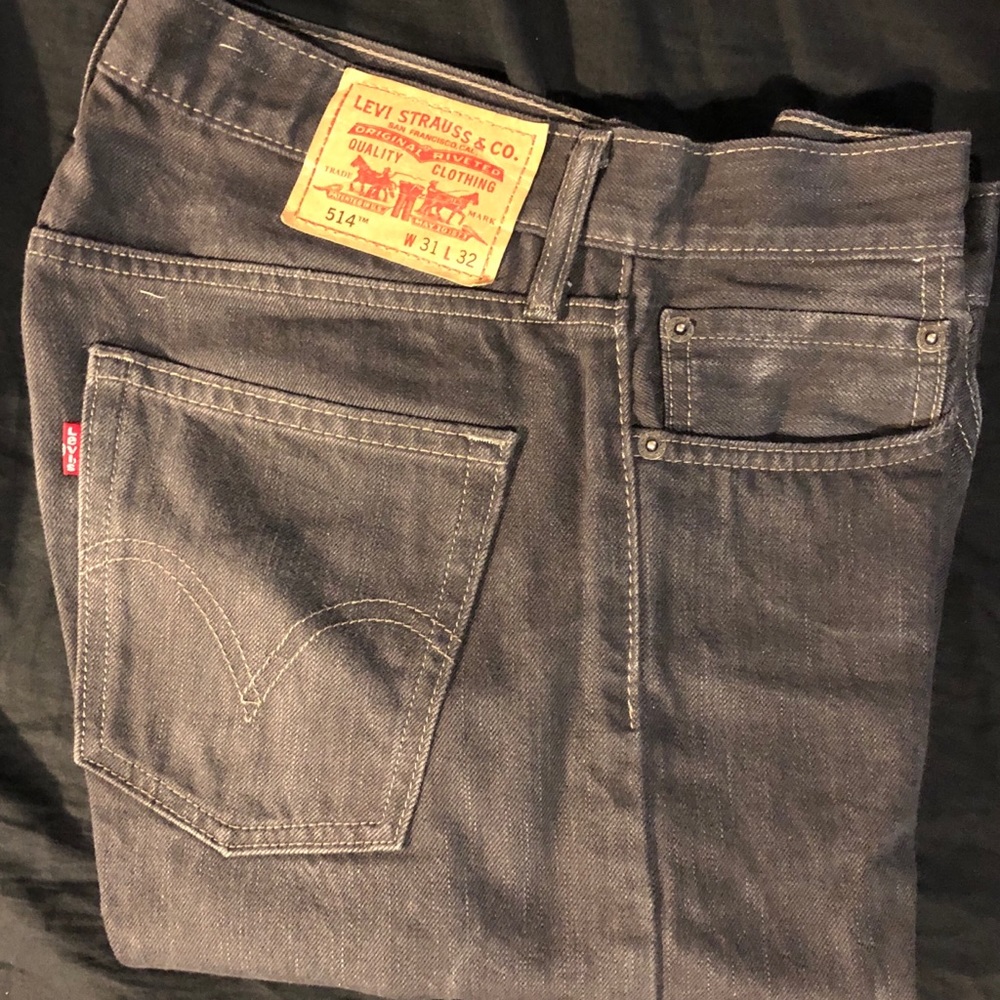 LEVI’S 514 31X32 STRAIGHT JEANS